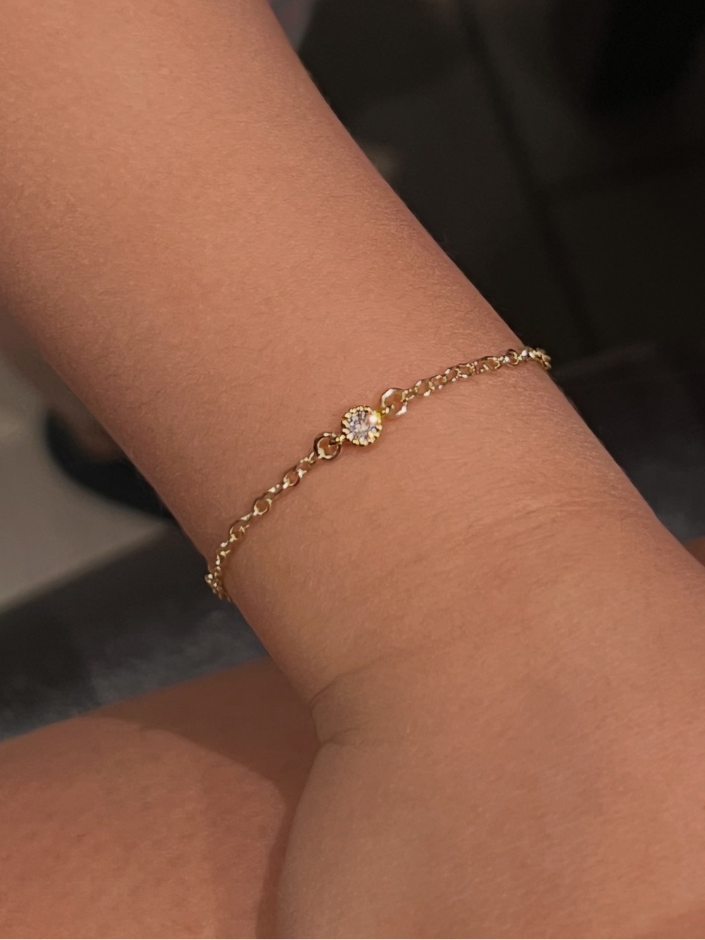 Delicate Gold plated Bracelet with Solitaire Crystal